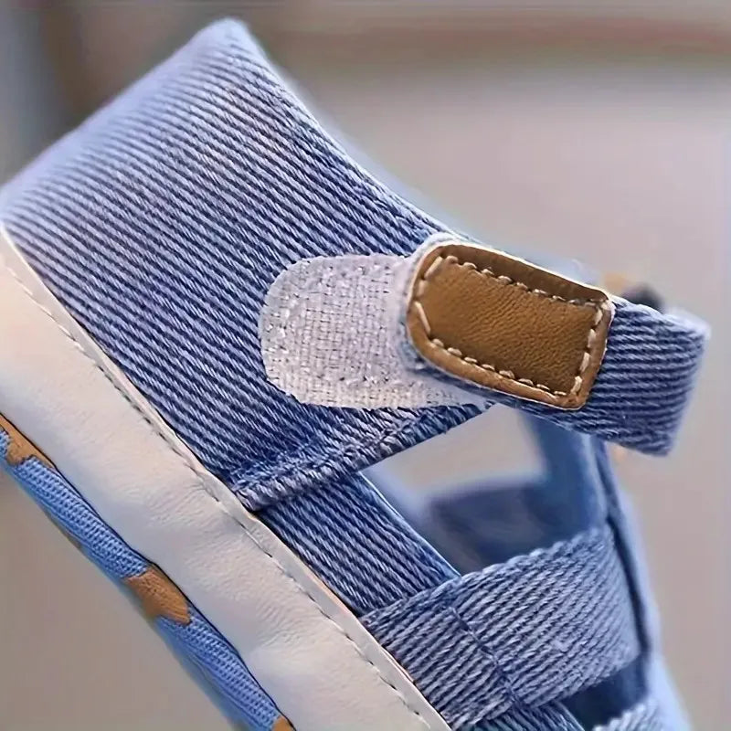 Newborn Boys And Girls Baby Shoes Fashion Canvas Soft Soles First Walking Shoes Breathable Sandals Popular Summer Beach Shoes